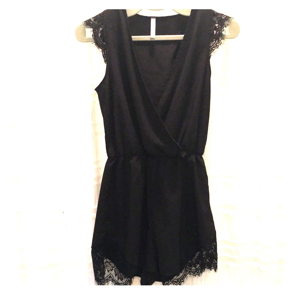 NWOT Orange Creek Black lace romper size S